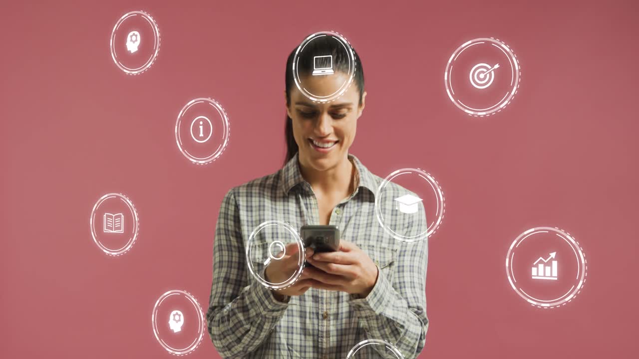 animación de conexiones con iconos sobre mujer de negocios caucásica usando teléfono inteligente