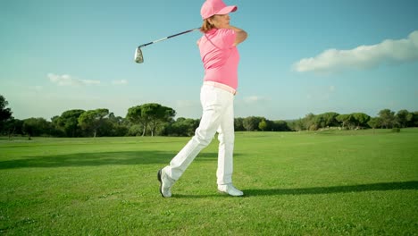 Anciana-Lady-Golf-31