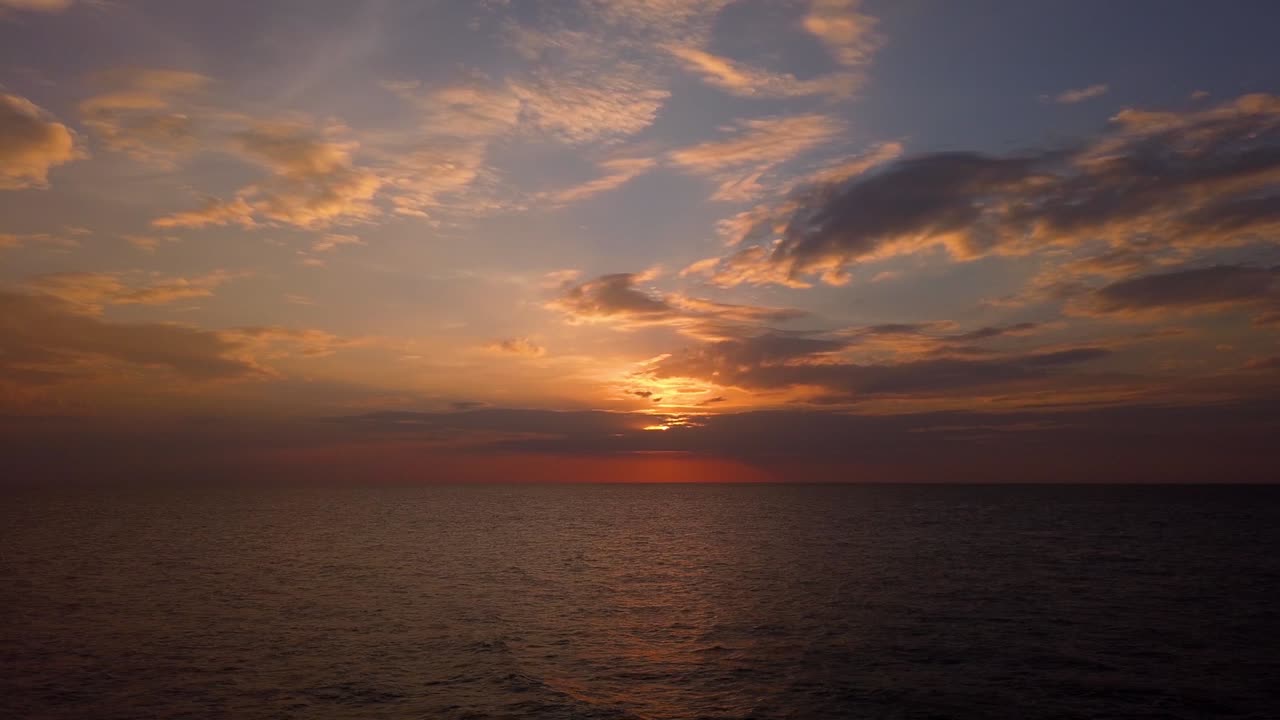 Timelapse of sunset over the ocean