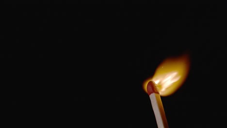 iluminación de partidos 4k a 1000 fps tomada con phantom 4k veo
