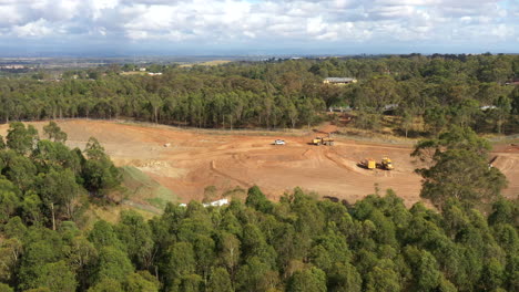 los trabajos de construcción de la nueva autopista m12 para el nuevo aeropuerto internacional de western sydney, australia