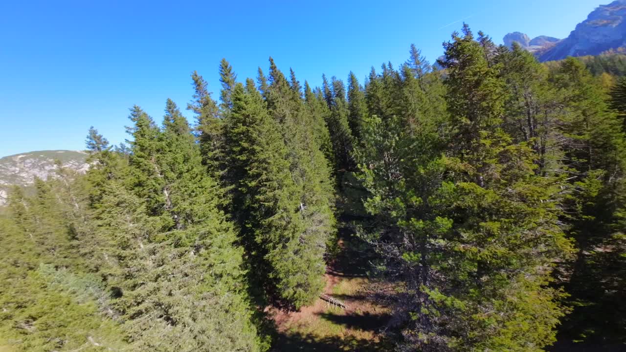 意大利多洛米特山脉 (dolomites) 的山脉