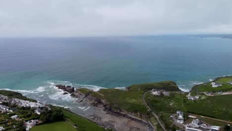 4K-Drohnenaufnahmen-Von-Port-Giverne-In-Cornwall,-England