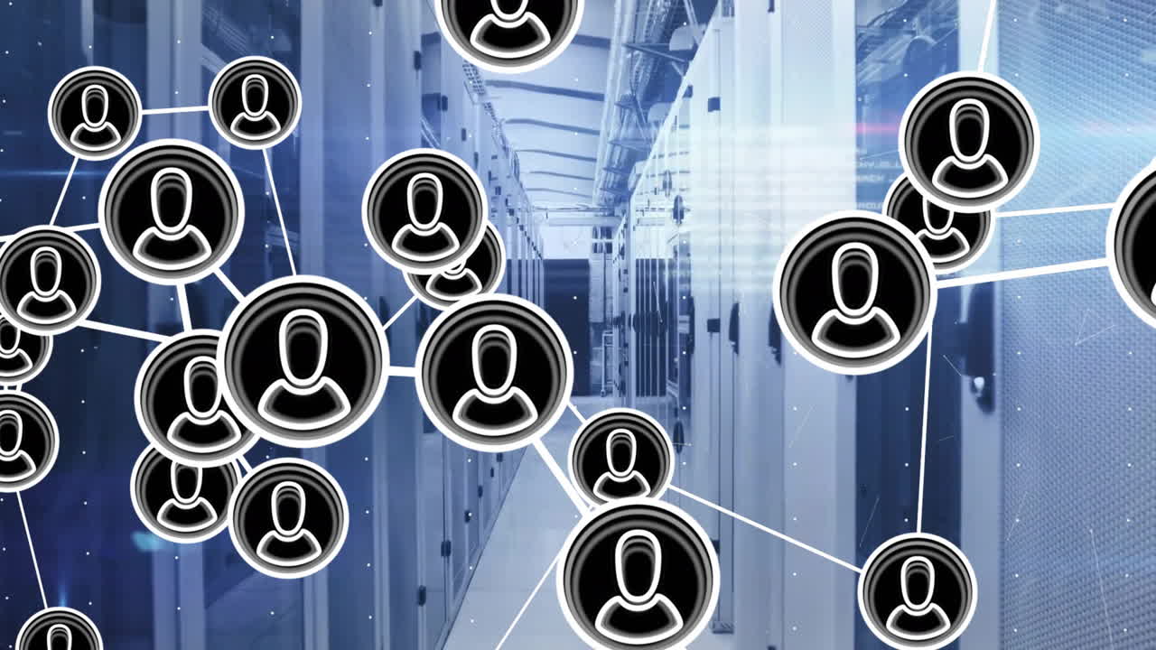 animación de la red de conexiones con iconos y procesamiento de datos a través de servidores informáticos