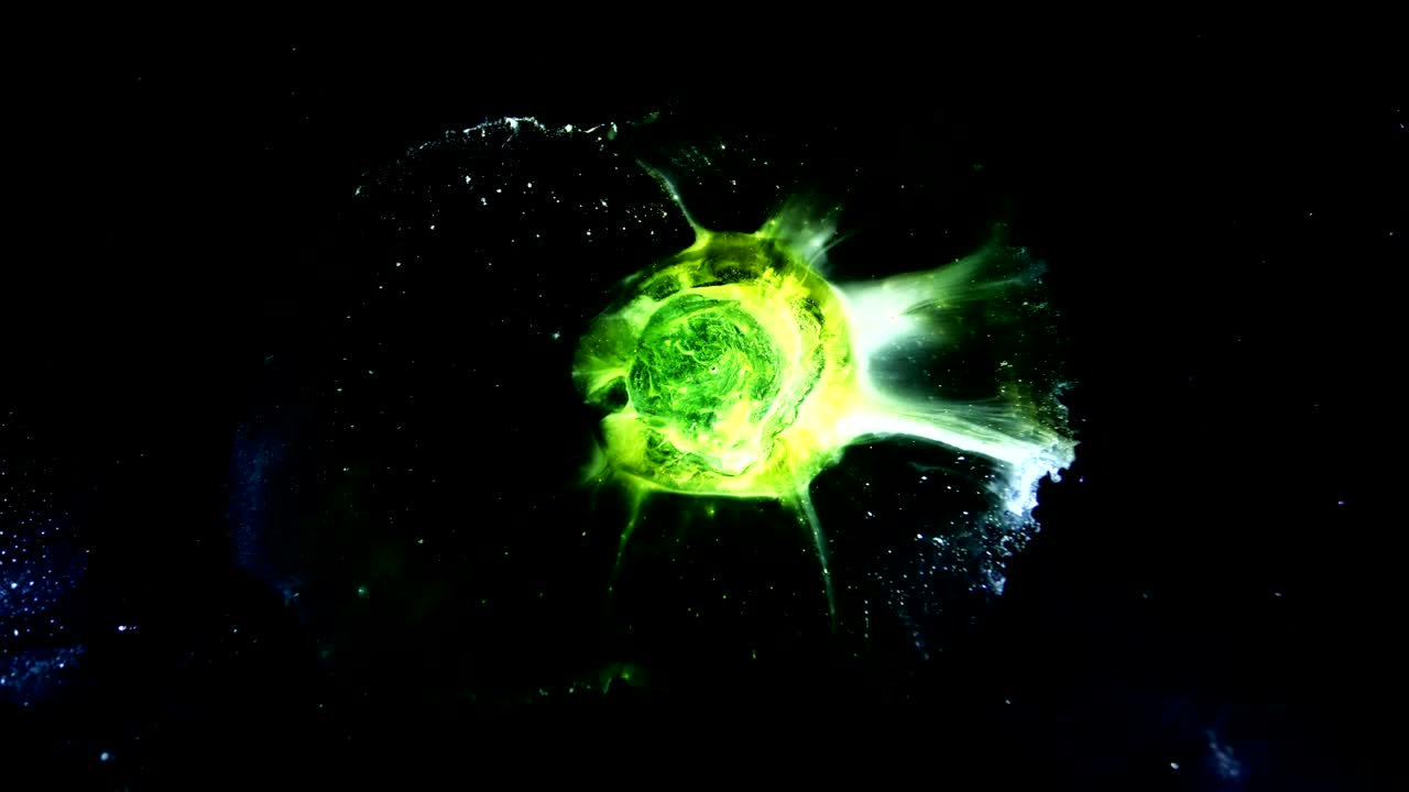 노란색 우주 성운, 잉크로 만든 가스 구름 (나사 허블)