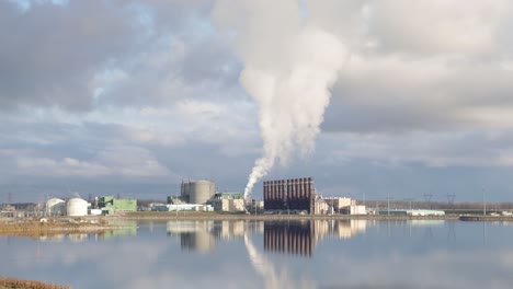 Dow Chemical plant in Midland, Michigan wide shot timelpase
