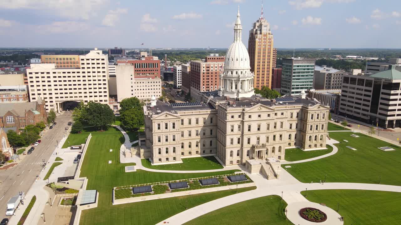 Michigan state capital building in Lansing, Michigan, USA - midwest, automotive industry, great lakes