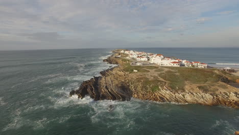 Beautiful-island-of-Baleal-in-Peniche,-Portugal