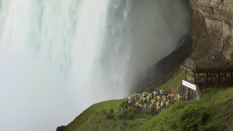 tourists in niagara falls ontario canada