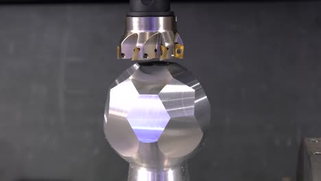 máquina de fresado cnc para el trabajo de metales.