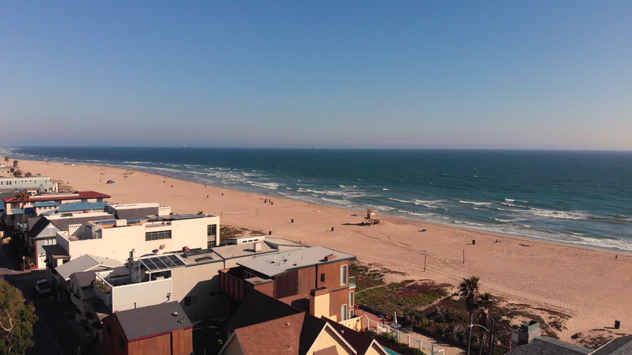 imágenes de 4k de la playa al atardecer, ca en verano