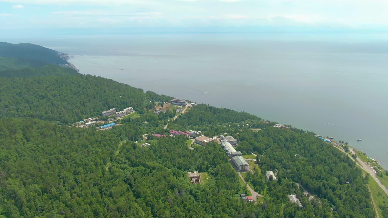 호수  의 휴양 도시 의 공중 사진