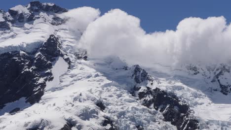 mt cook in new zealand