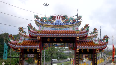 Entrada-De-La-Puerta-Principal-Del-Templo-Chino-En-Tailandia