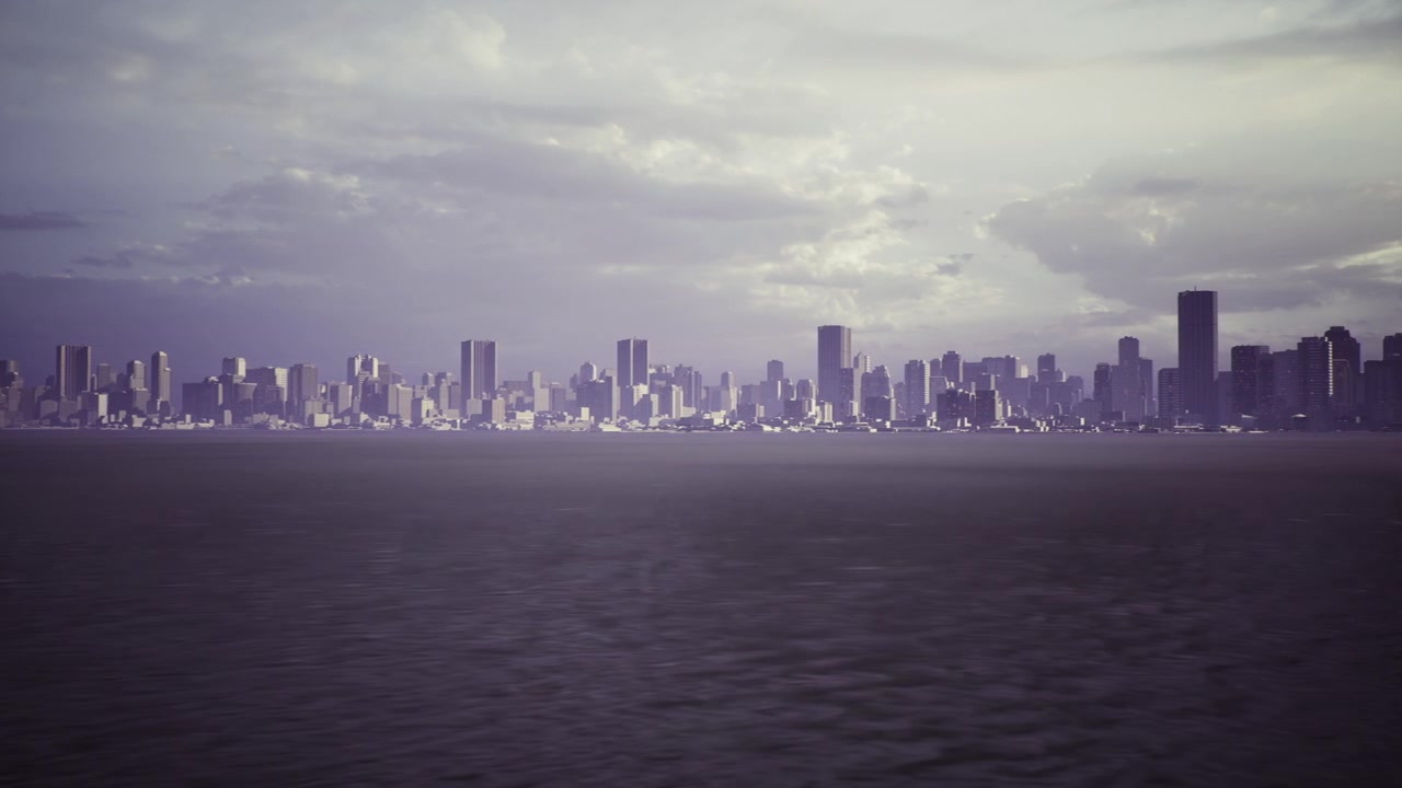 Gün batımında sakin koy üzerinde Miami'nin geniş silüeti, alacakaranlık