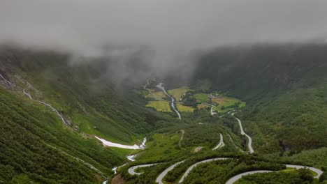 imágenes aéreas de la hermosa naturaleza de noruega.