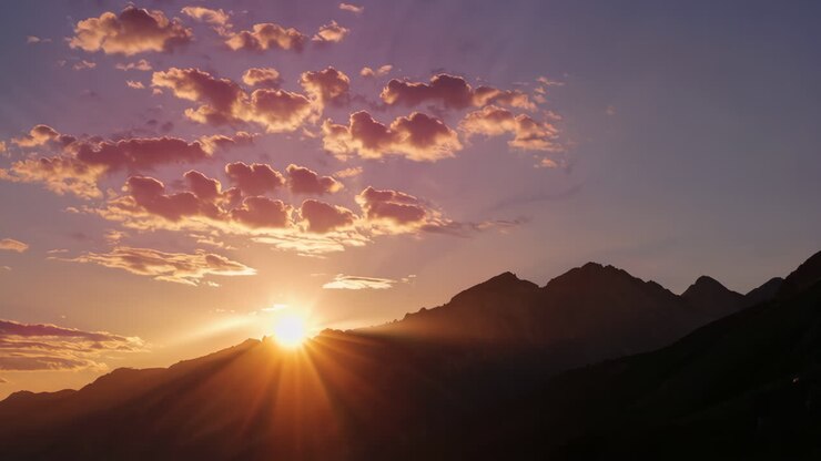 Atardecer/Amanecer en la montaña