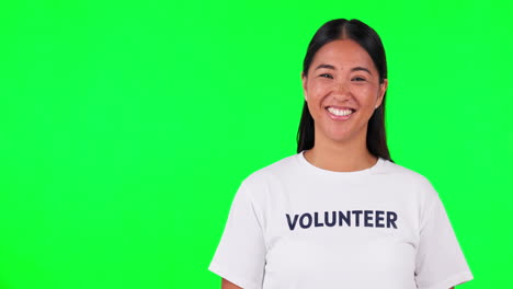 Green-screen,-volunteer-and-a-woman-pointing