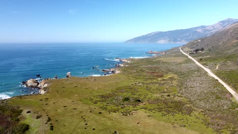 Empujón-De-La-Carretera-Uno-De-La-Costa.-4k-24fps