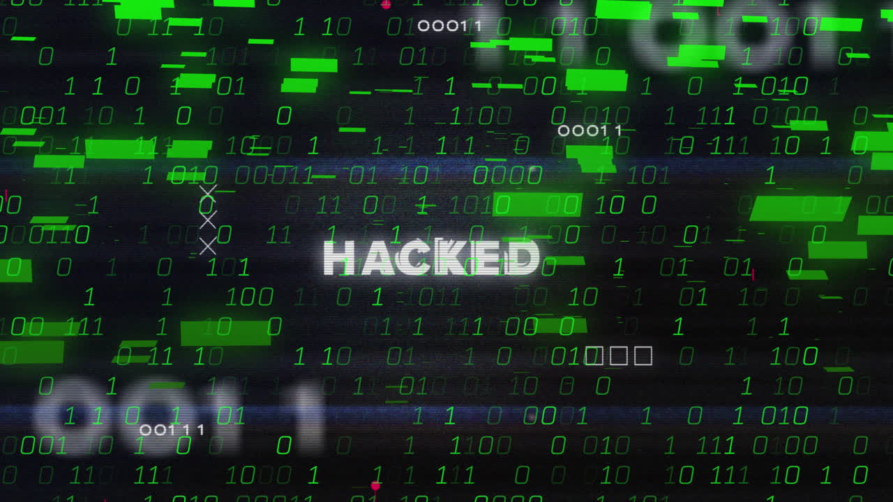 animación de texto hackeado sobre códigos binarios y barras con patrón de placa de circuitos en fondo negro