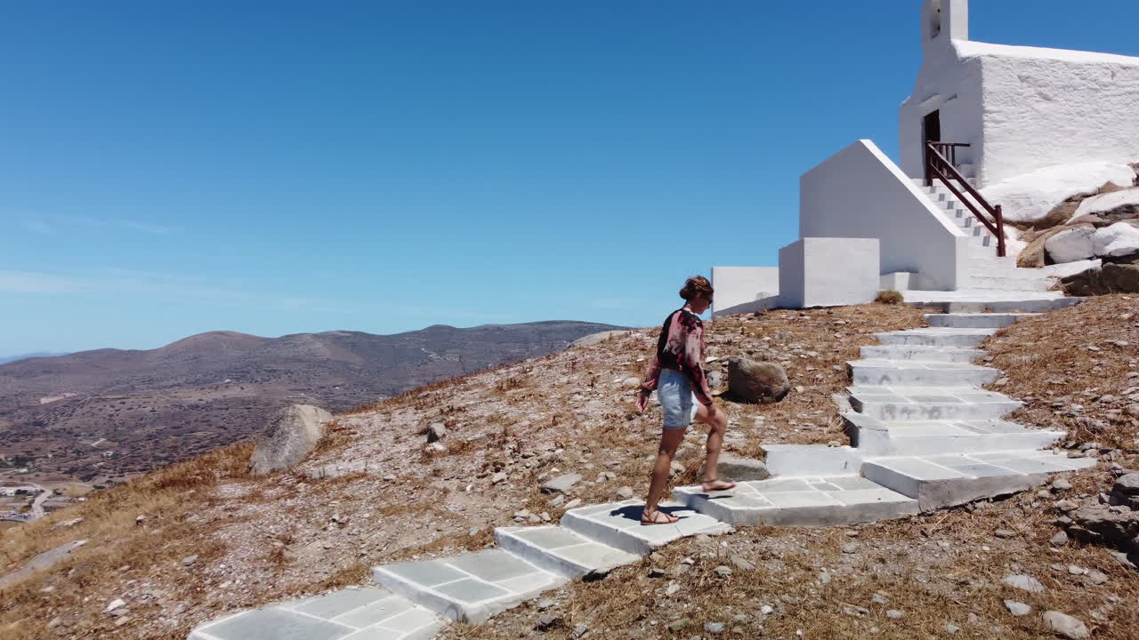 vista aérea desde lo alto del pueblo de chora, grecia