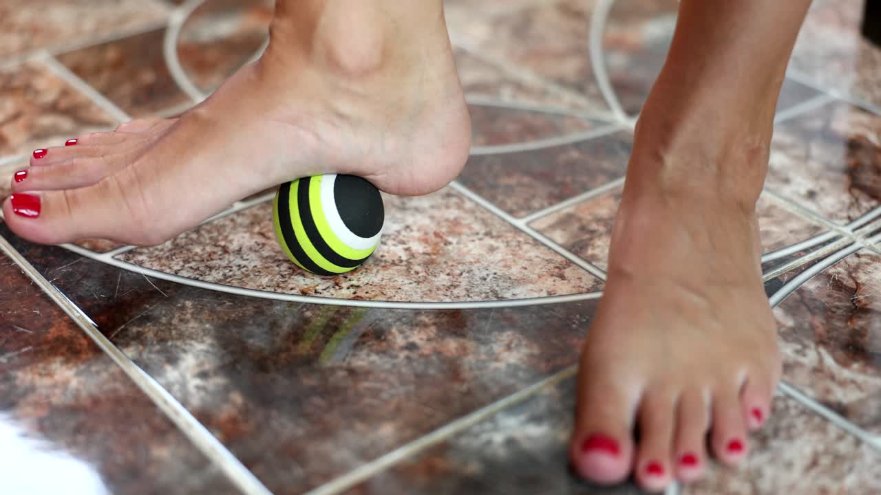 Foot Massage with Ball