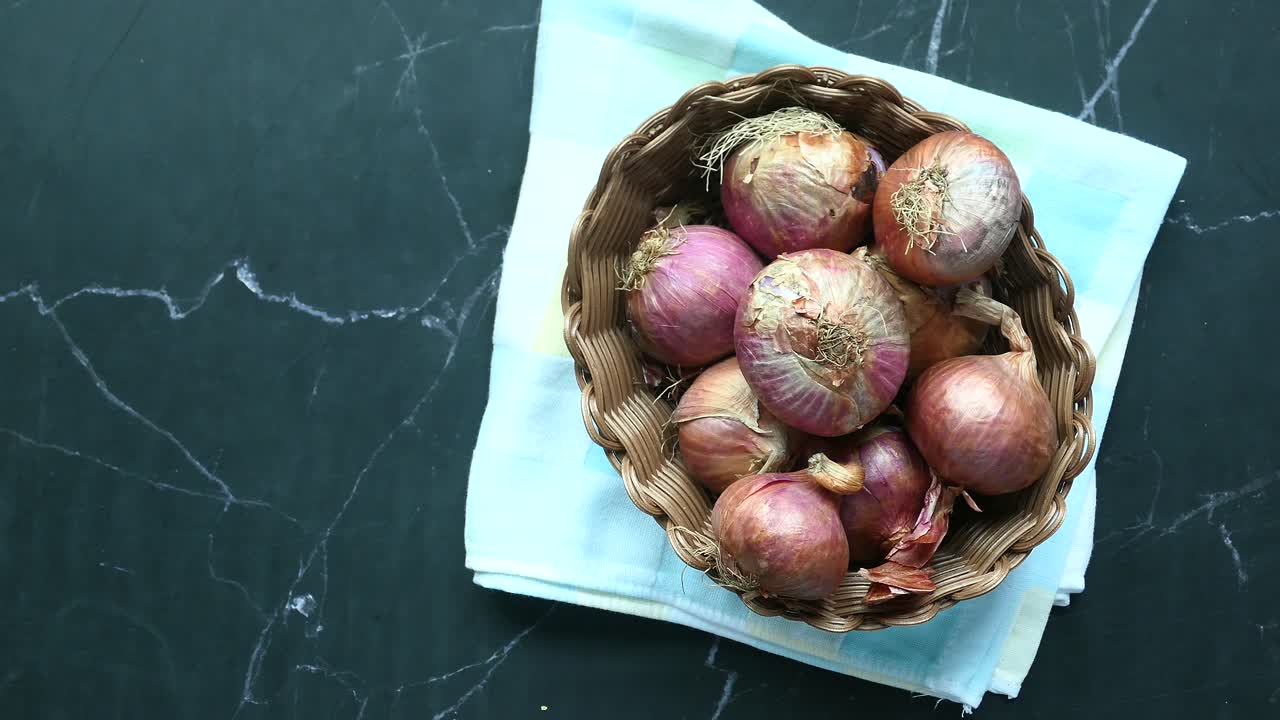 Basket of Onions