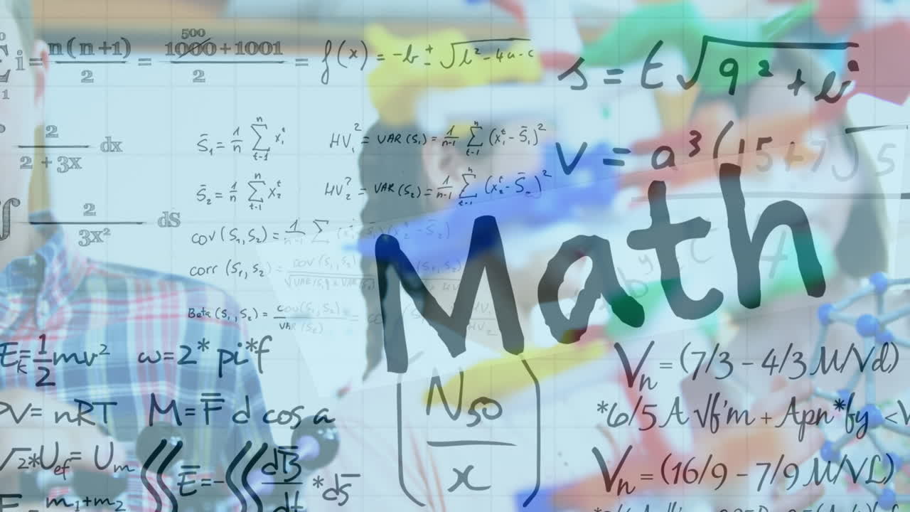 animación de ecuaciones matemáticas y texto de matemáticas sobre escolares caucásicos con modelos