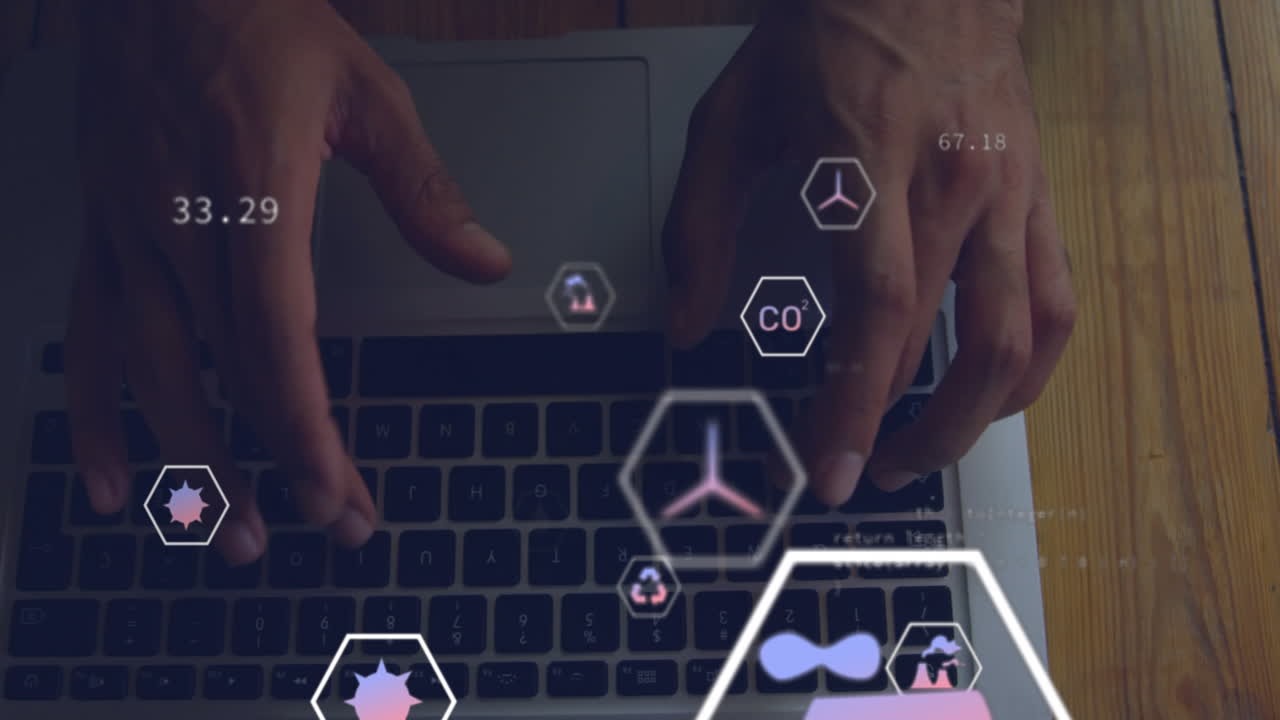 Animazione di icone digitali ecologiche su un uomo caucasico che usa un laptop.