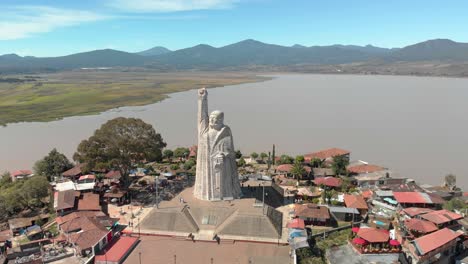janitzio island morelos statue in patzcuaro lake
