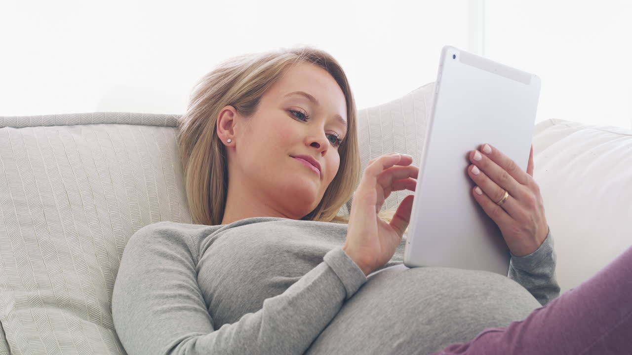 Prepare yourself for parenthood the smart way