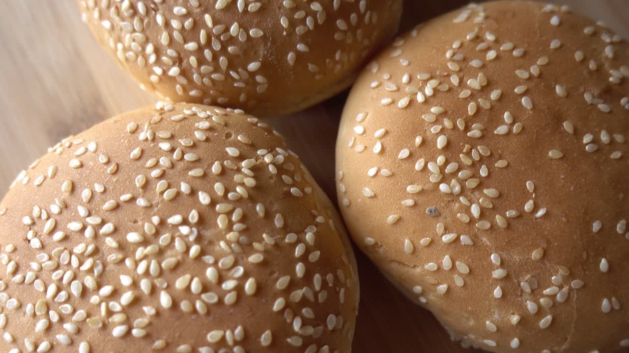 세자미 씨으로 만든 이 회전합니다.