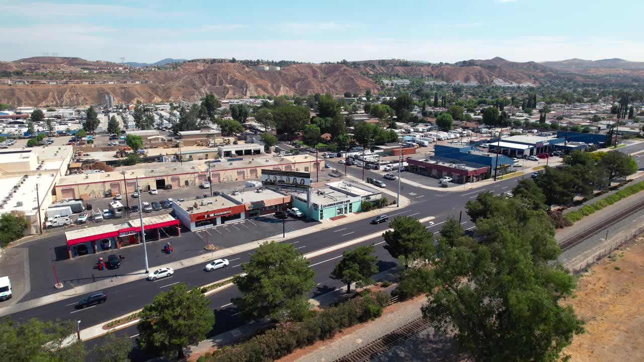 산타 클라리타, 캘리포니아 비즈니스 지구, 오름차순 조감도