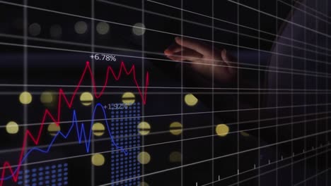animación del procesamiento de datos estadísticos contra la sección media del hombre utilizando una tableta digital