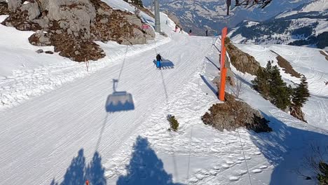 estación de esquí en frontalpstock suiza en invierno