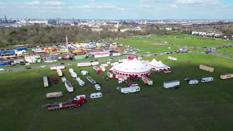 Zirkus-Und-Kirmes-Blackheath-Südöstlich-Von-London-Drohne,-Luftaufnahme