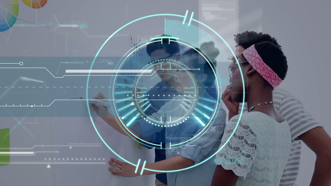 Animation av skanner som bearbetar data över olika kollegor som arbetar på kontoret.