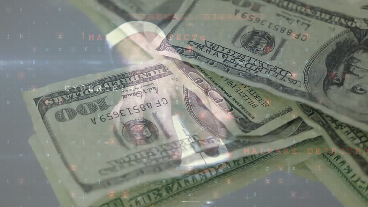 손에 들고 있는 마우스와 달러 지폐 위의 숫자 애니메이션과 바이러스 경보