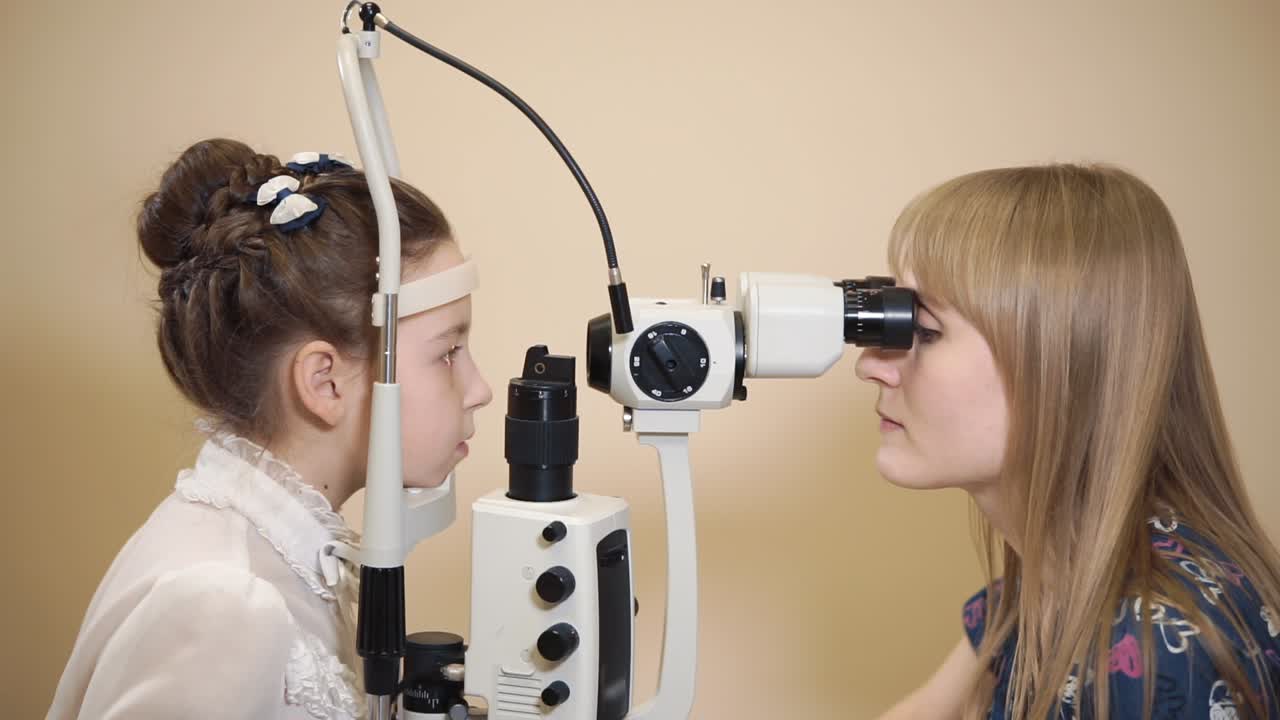 어린이의 눈 검사