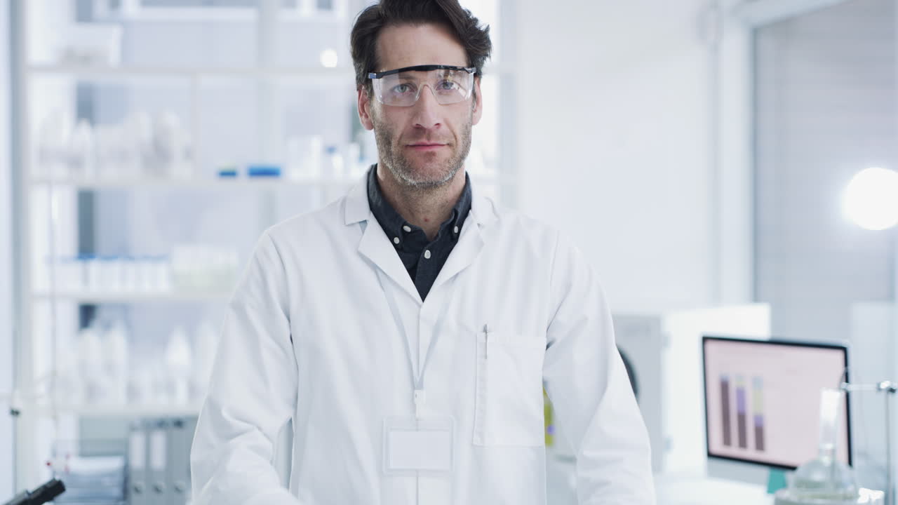 현대적인 실험실에서 과학자