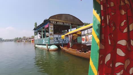 Floating-Restaurant-on-a-House-boat-at-Dal-Lake-,-Srinagar-,-Kashmir-Valley,-India