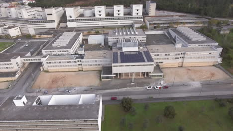 Edificio-De-La-Facultad-Del-Departamento-De-Ingeniería-Civil-En-La-Universidad-De-Coimbra-En-Portugal---Drone-Aéreo