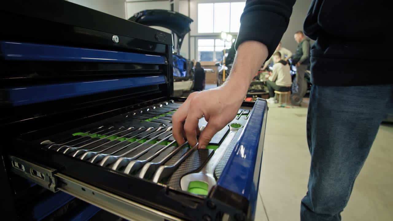 herramientas en un garaje