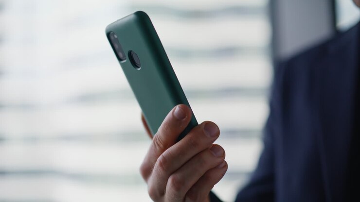 Person holding a smartphone