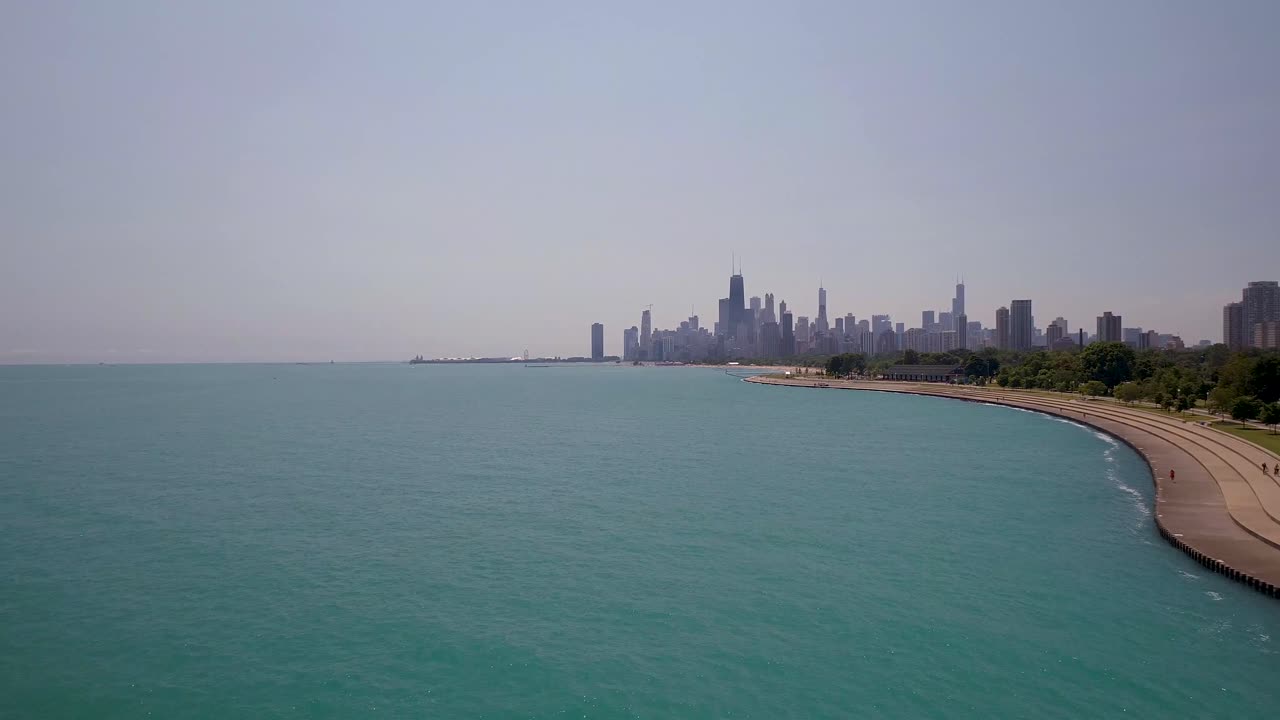 vista de drones de chicago desde el lago