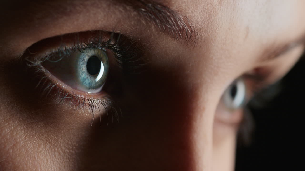 cierra los ojos macro abriendo la belleza humana natural