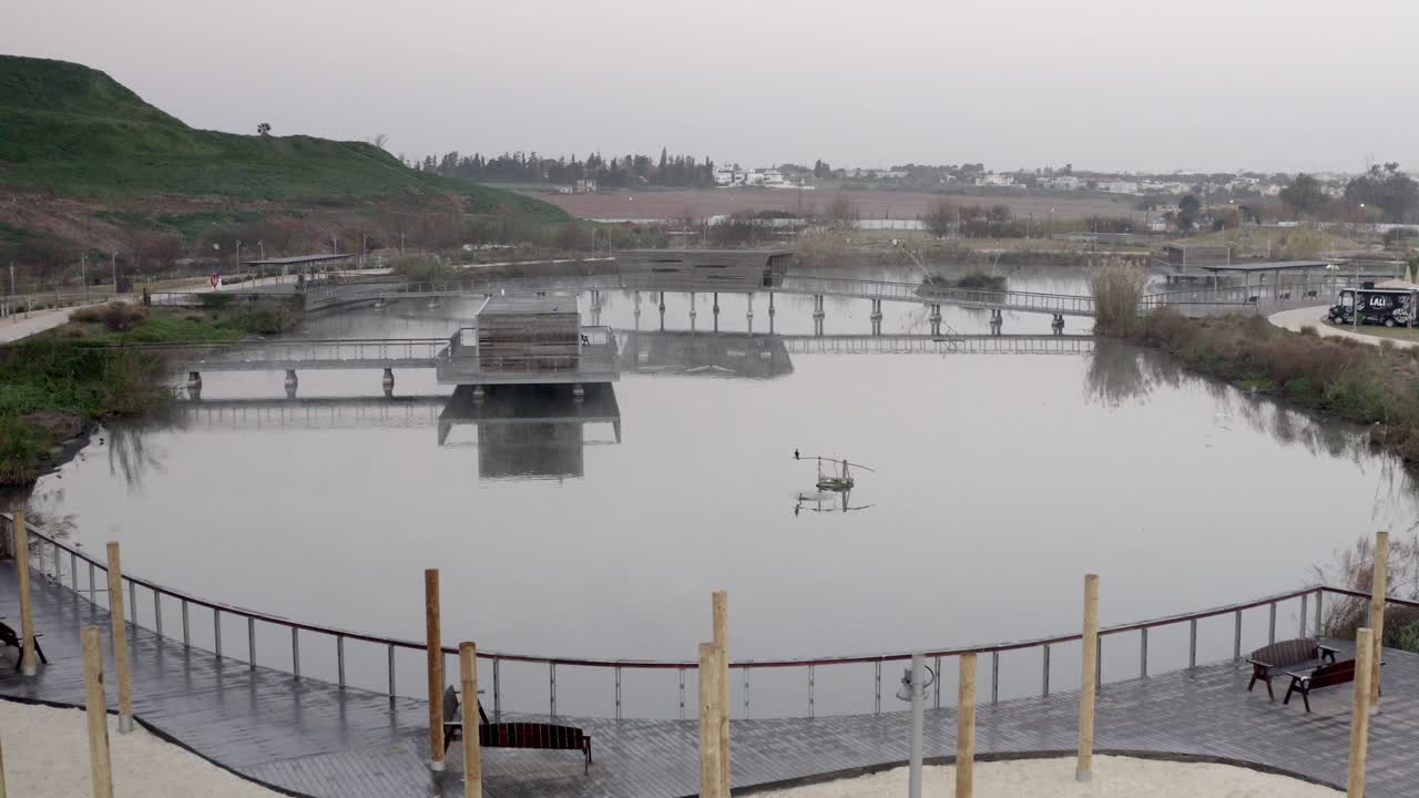 자연 보호 구역 에서 안개 가 가득 한 아침
