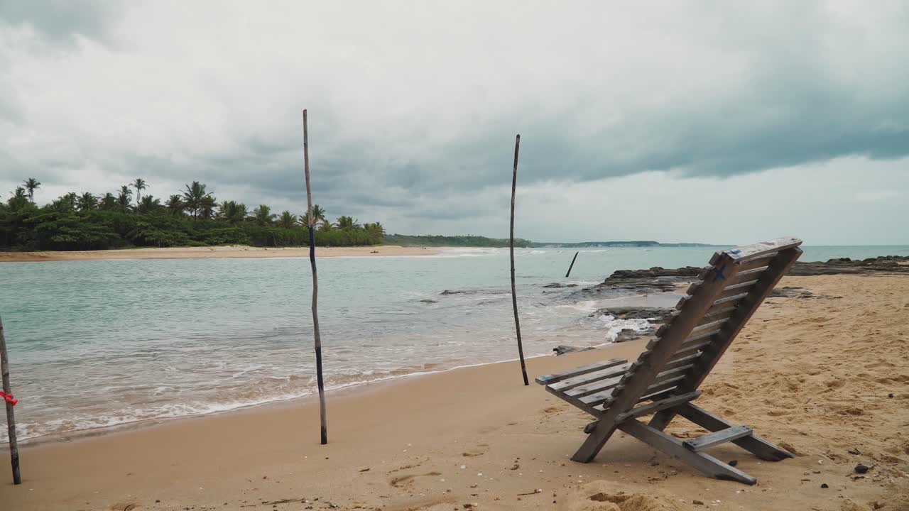 카라이 바 비치 바이아 포르토 세구로 브라질 모래 바다 녹색 초목 태양 brach praia de caraiva