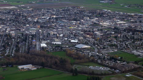 Chilliwack,-Antes-De-Cristo,-Ciudad-En-La-Provincia-Canadiense-Columbia-Británica,-Aéreo