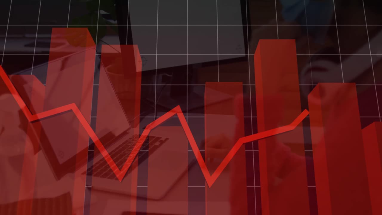 animación del registro de estadísticas con flecha roja sobre el escritorio